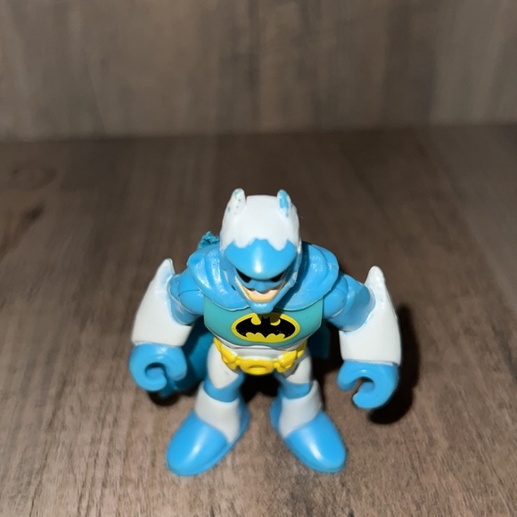 Fisher-Price Imaginext DC Super Friends Arctic Ice Batman - Picture 5 of 7